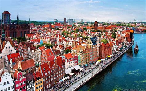 Explore Luxury Watches online In Gdansk, Poland .